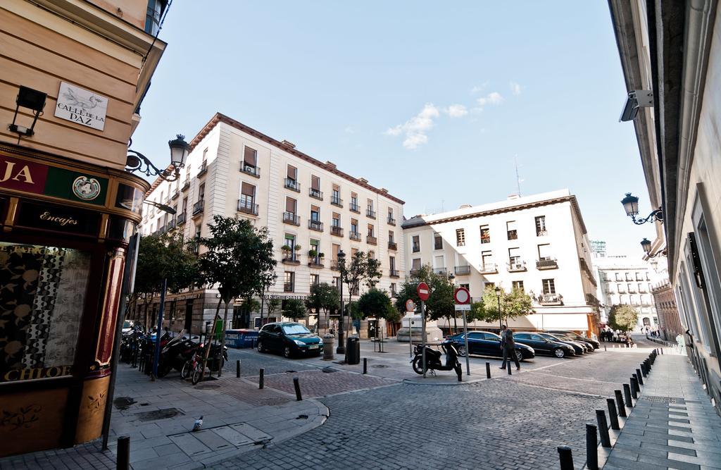 Puerta Del Sol VI Apartman Madrid Szoba fotó